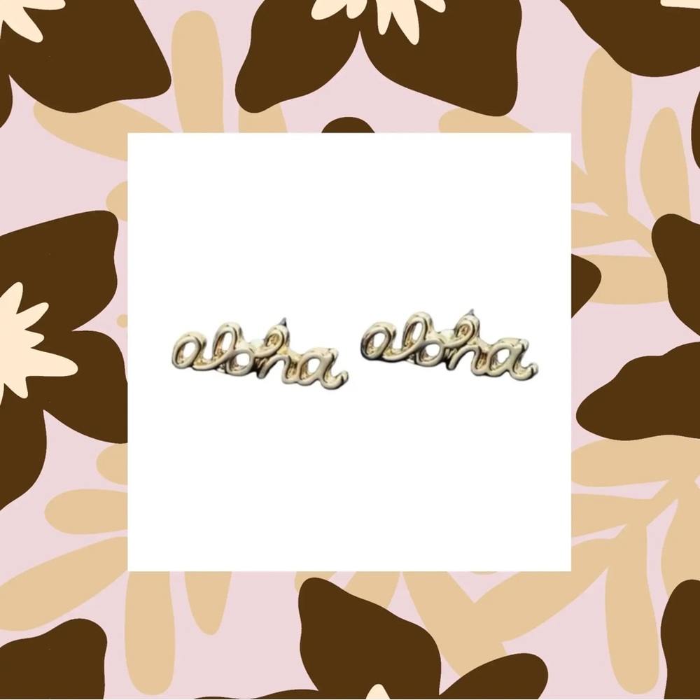 Aloha Gold Stud Earrings NWT!